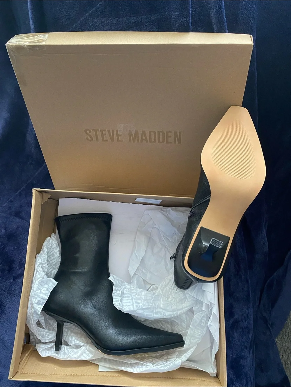 Steve Madden Black Pointed Toe Stiletto Ankle Boots